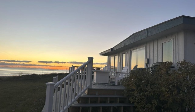 Ocean and Mountain View Beach House with Hot tub and Fire Pit