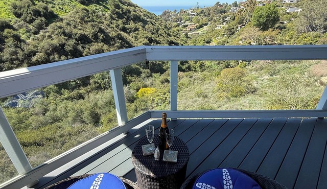 Ocean view from every room, three bedrooms 2.5 bathrooms in Laguna Beach