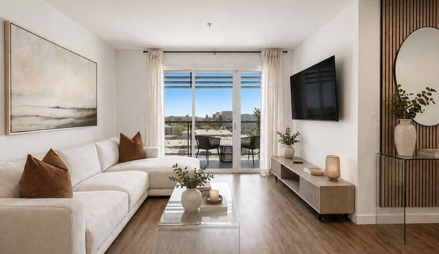 Ocean-View Penthouse near Beach w/Rooftop Deck & Pool