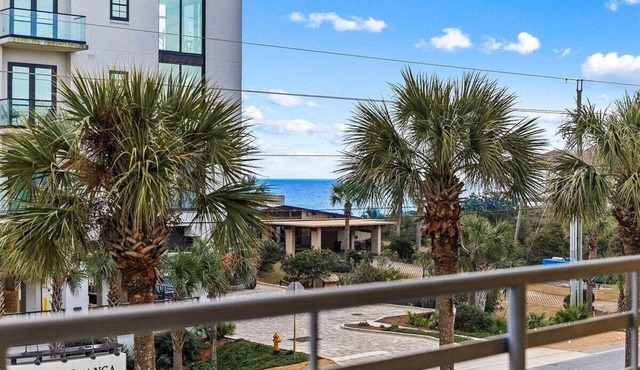 🌊 Ocean Views | Private Beach Access | Pool | Hot Tub | Located in Gulf Place 🛍️