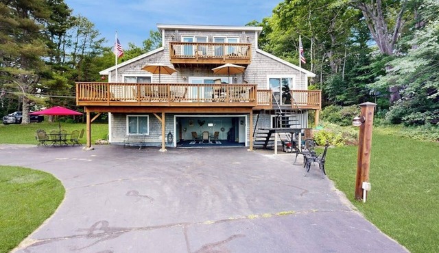 Oceanfront Home in East Boothbay w/Linekin Bay Views, Decks, WiFi, Washer/Dryer