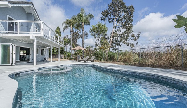 ~OPEN 7/27-30! Beachy Lagoon Getaway! Pool & Spa, Pets OK, Remodeled!~
