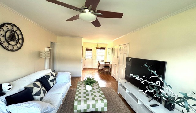 Palatial, Yet Cozy Stay Pool Near Universal Studios