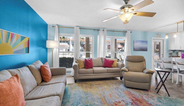 Pet Friendly 🐶 1st Floor Beachview 102 - Flaming Sunrise 🌅