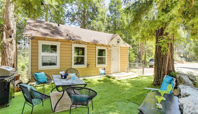 Pet-Friendly California Abode w/Fenced-In Yard!