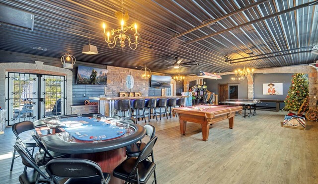 Pickleball, theater, game room, hot tub, & gym!
