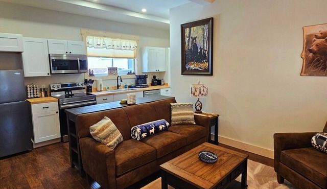 Pleasant Street Retreat*Direct ATV Access*A/C*Washer/Dryer