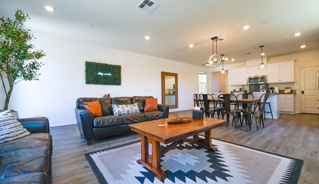 Pool, Hot tub, BBQ, Washer & Dryer, Dedicated work space, high speed internet.