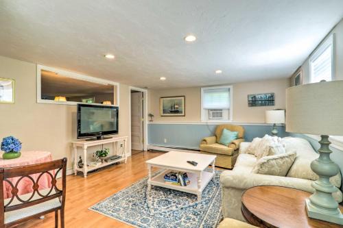 Quaint & Convenient! Cape Cod Apt Near Canal in Bourne