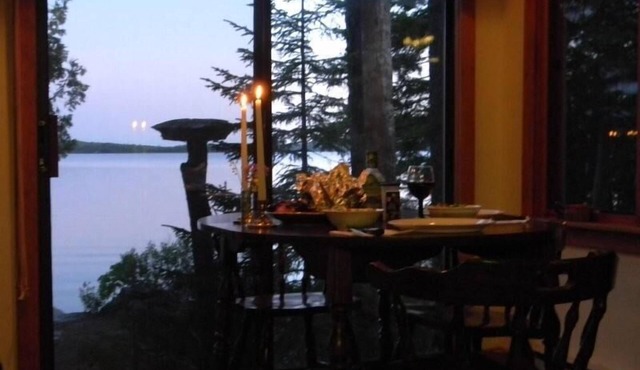 Quiet Beachfront Artist's Home