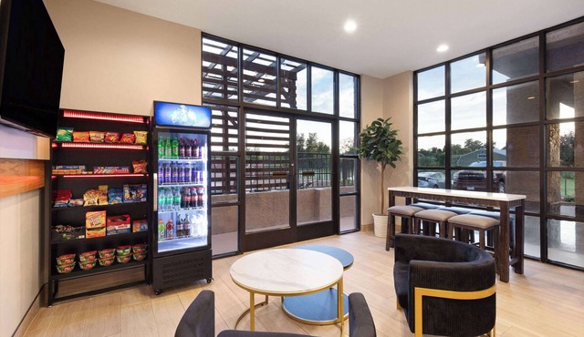 Ramada by Wyndham Bainbridge