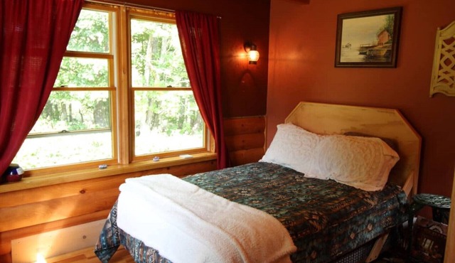 Relaxing lodge in the woods