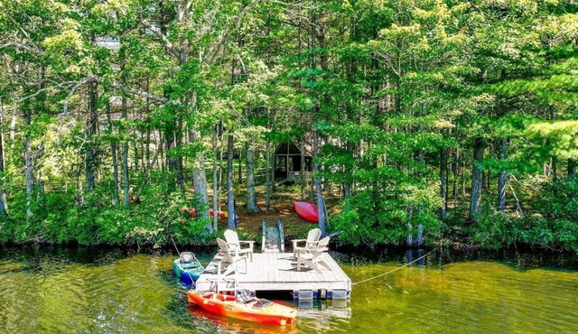 Riverside on Hopkins, waterfront with dock, 4 Bed,