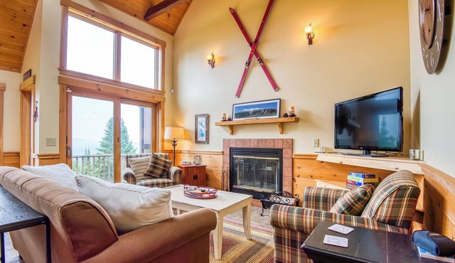 Rock Pond Condo 81 - Ski in Ski out adorable condo at Saddleback