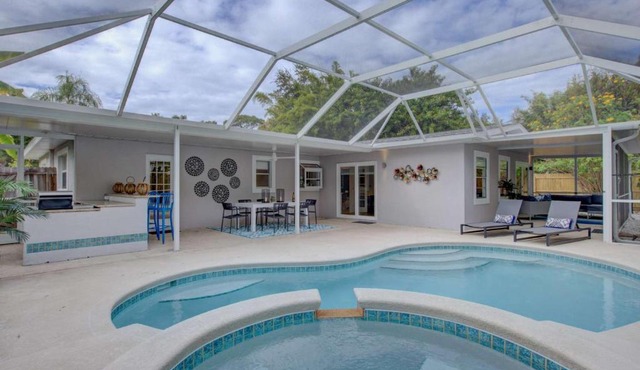 Sapphire Shores Pool Home