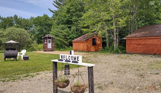 Schlafmans Hollow Solar Cabins