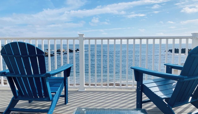 Seaside Serenity Oceanfront Cottage with private beach Perkins Cove New 2025