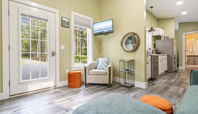 Secluded Bungalow Near Acadia & Bar Harbor - Private- Pet Friendly
