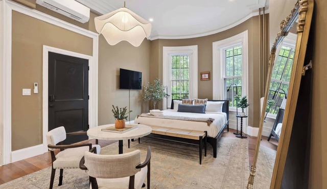 South End Boutique Retreat, Near Restaruant Row