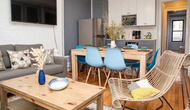 Spacious 4BR NYC Getaway – Perfect for Friends & Family!