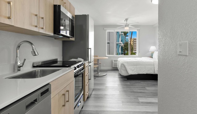 Studio Apartment in Beachfront Property