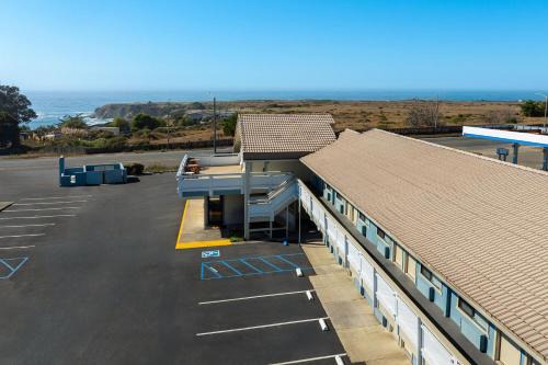 Super 8 by Wyndham Fort Bragg