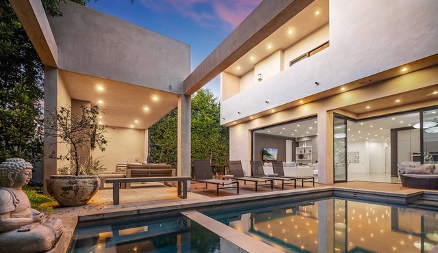 Sycamore Luxury Villa