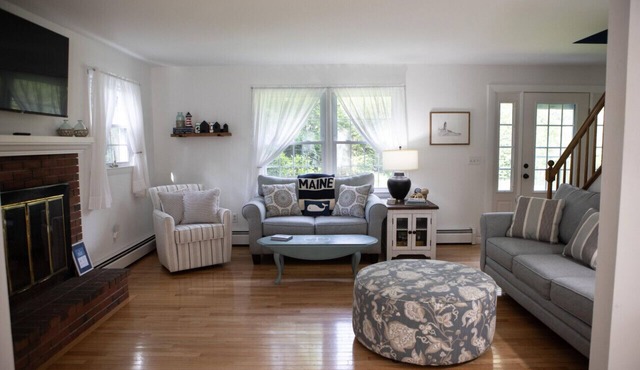 The Coastal Cottage on Pemaquid Beach by Rocky Coast Rentals