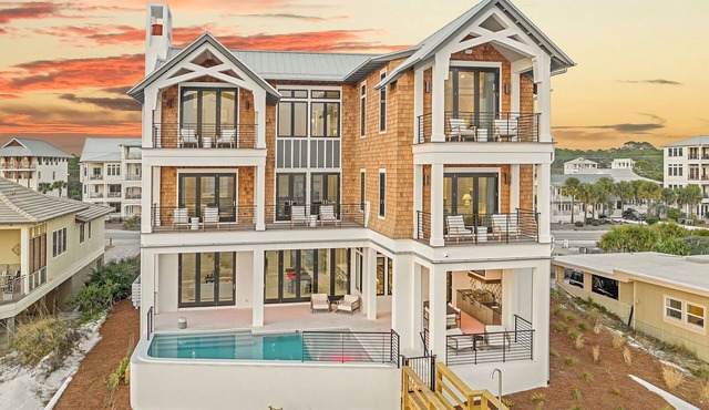 The White Lowetus | Private Beach Access | Gulf Front | Private Pool