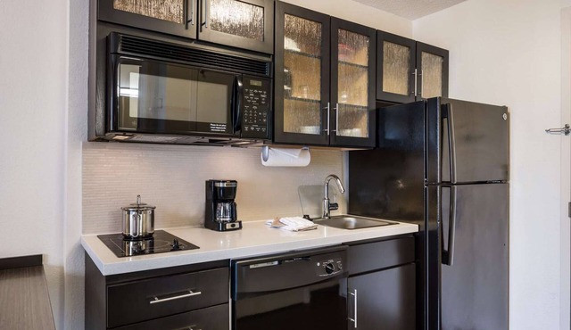 Tranquil Haven: Relaxing Suites with All the Comforts