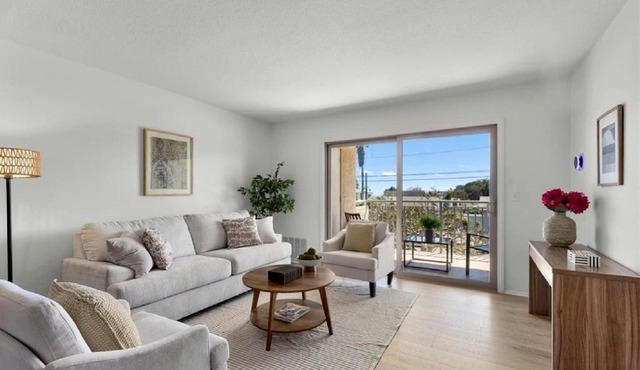 Two Bedroom Townhome with Harbor and Ocean Views
