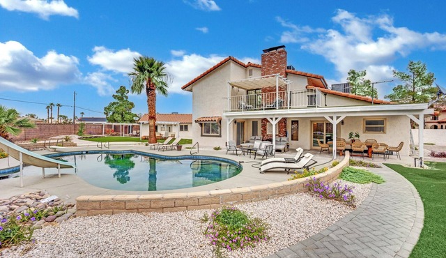 Ultimate VEGAS home 5BR/4BA 3860sf- Pool & Casita