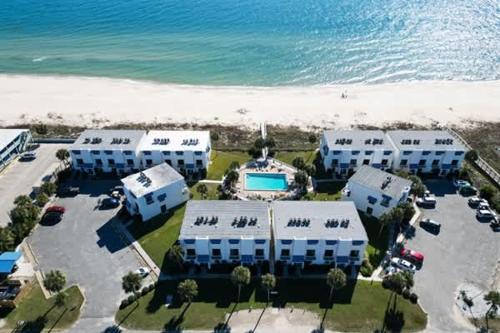 Villa A-1 Ground Floor Beach Front w Pool