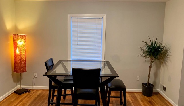 Walkable Ballston 2BR Near Metro + Parking spot