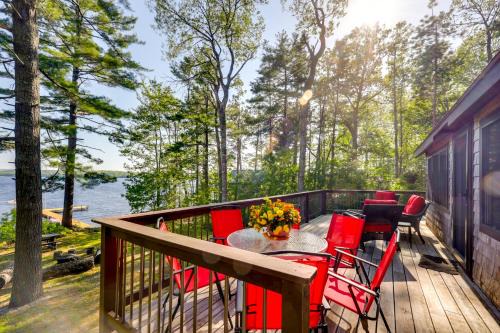 Waterfront Maine Vacation Rental w/Private Dock