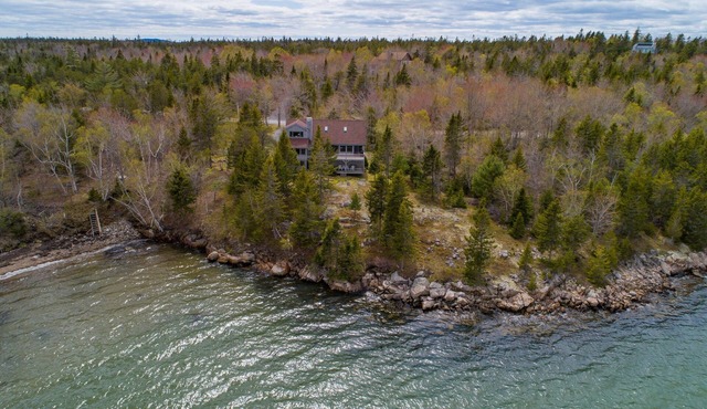 Waterfront Schoodic Nature Lover’s Dream w/Private Cove (Sleeps 12)