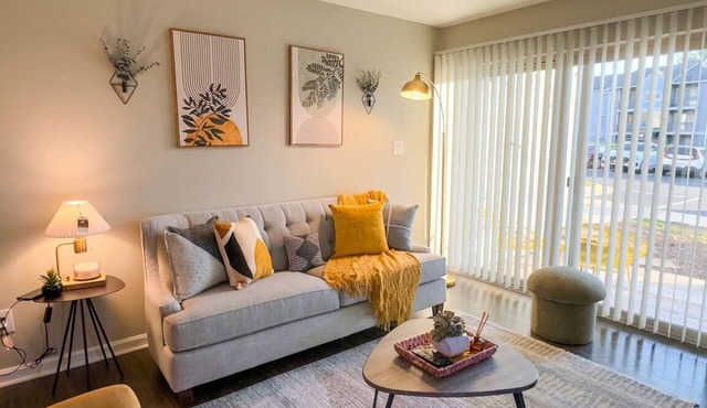 Waterside - Unit 11 Reston