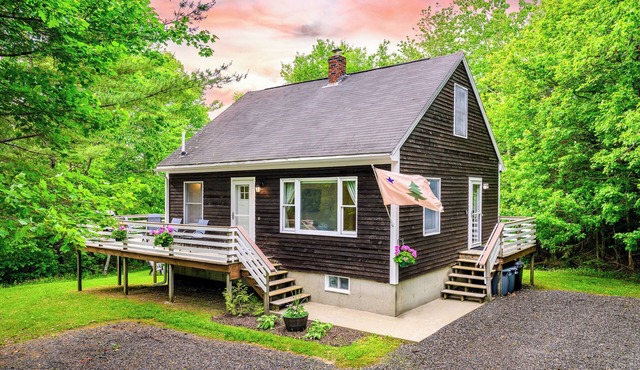 Weskeag Cottage - Arcade, Fire Pit, Clean, Bright, Nearby Coastal Activities