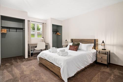 Whispering Willow Retreat 2BD 2BA Nature Oasis
