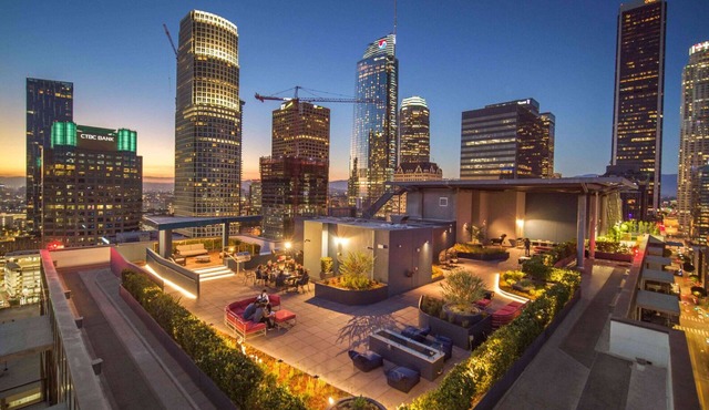 WORLD CUP 3 Bedroom Lux Skyline DTLA High-Rise Apartment