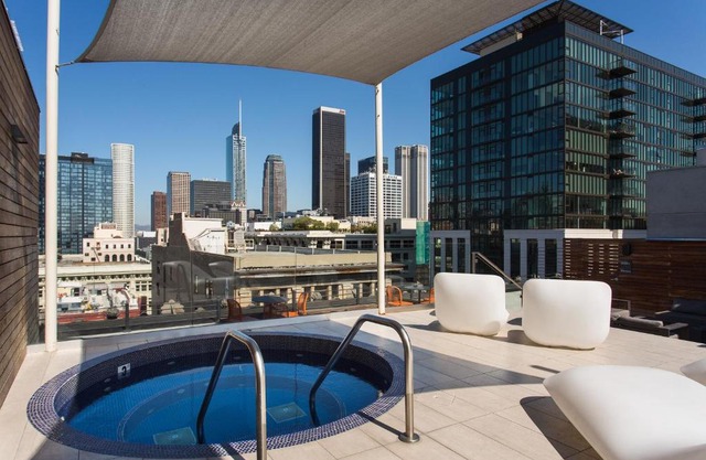 DTLA Loft Gorgeous Views