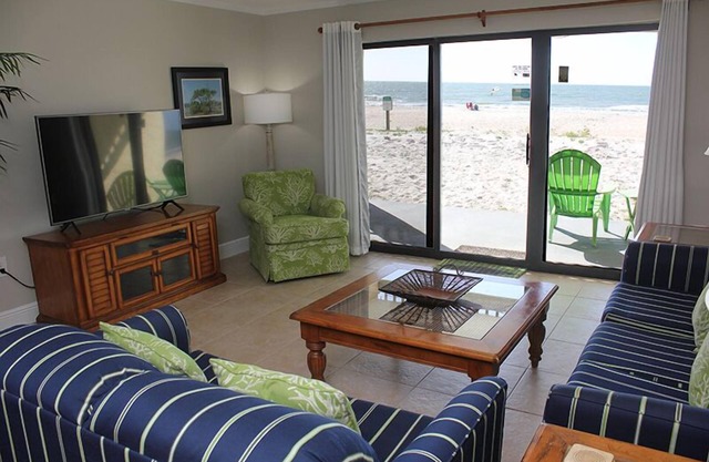 EMBRACE NATURAL BEAUTY with elegant refinement. Exquisite decor emulates a tropical paradise.