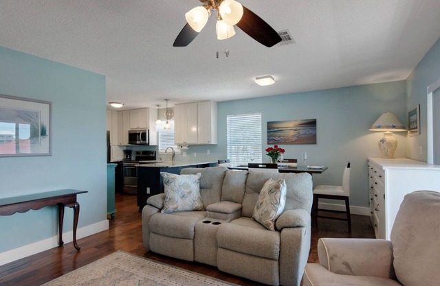Harbour Villas Beach 
