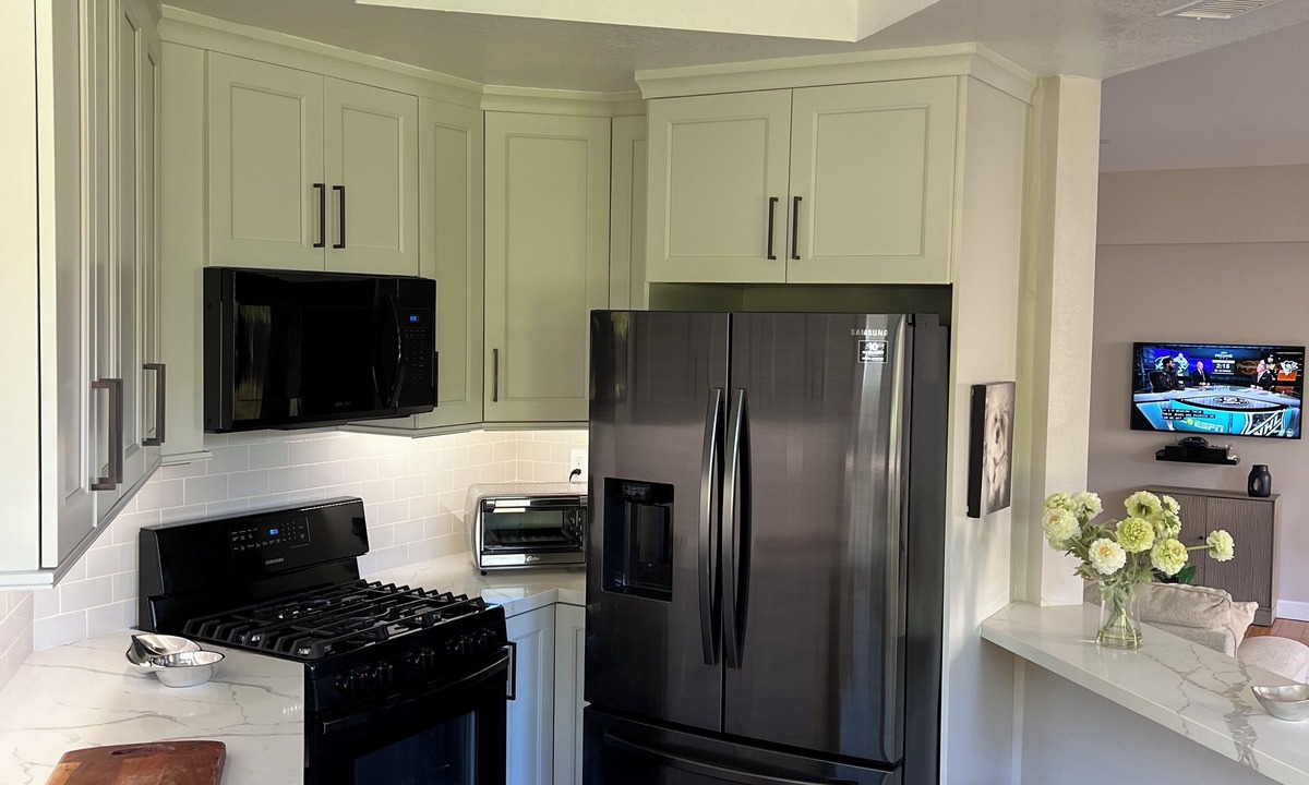 Lake Forest Condo | 1st floor condo in gated community. Located in Lake Forest, Ca.