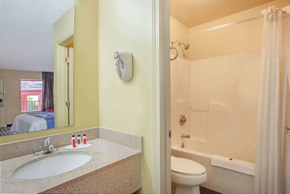 Photo of Bathroom in Northwest Pensacola