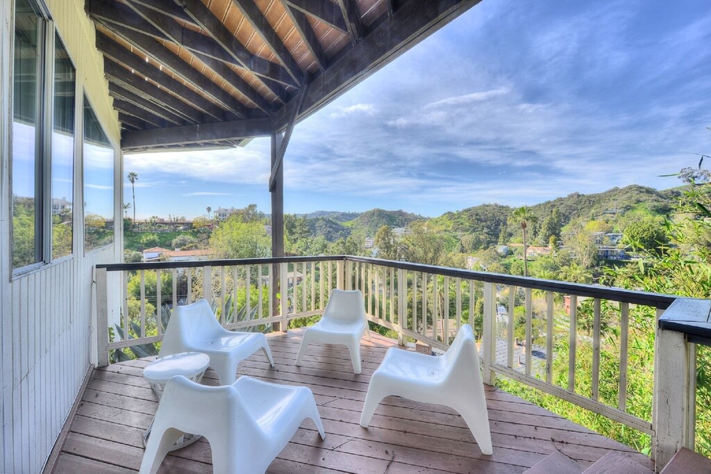 Photo of Patio Balcony in Hollywood Dell
