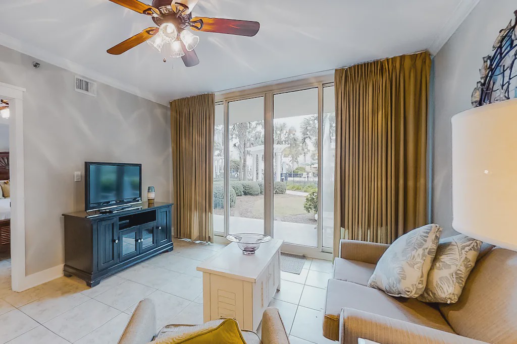 Photo of Livingroom in Fort Walton Beach