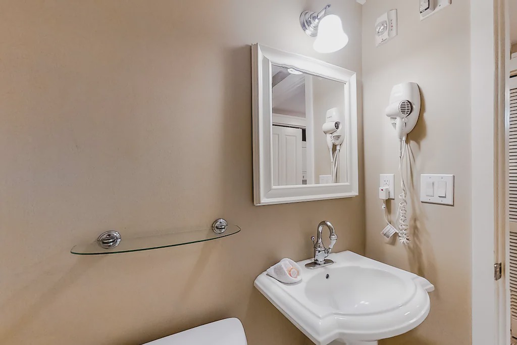 Photo of Bathroom in Fort Walton Beach