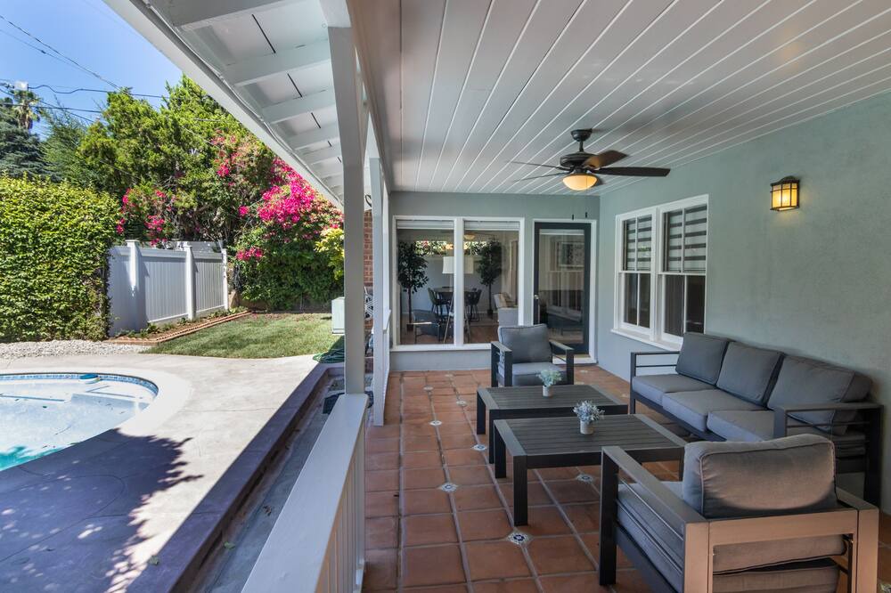 Photo of Patio Balcony in Sherman Oaks