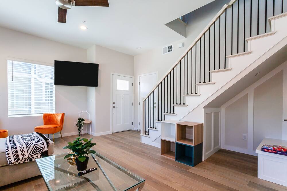 Photo of Livingroom in Imperial Beach